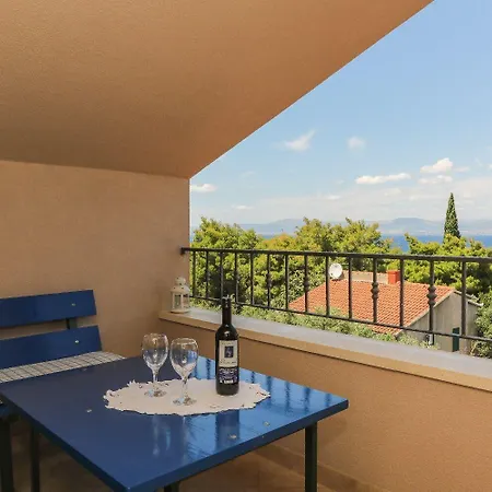 Apartment Ana Supetar Exterior photo